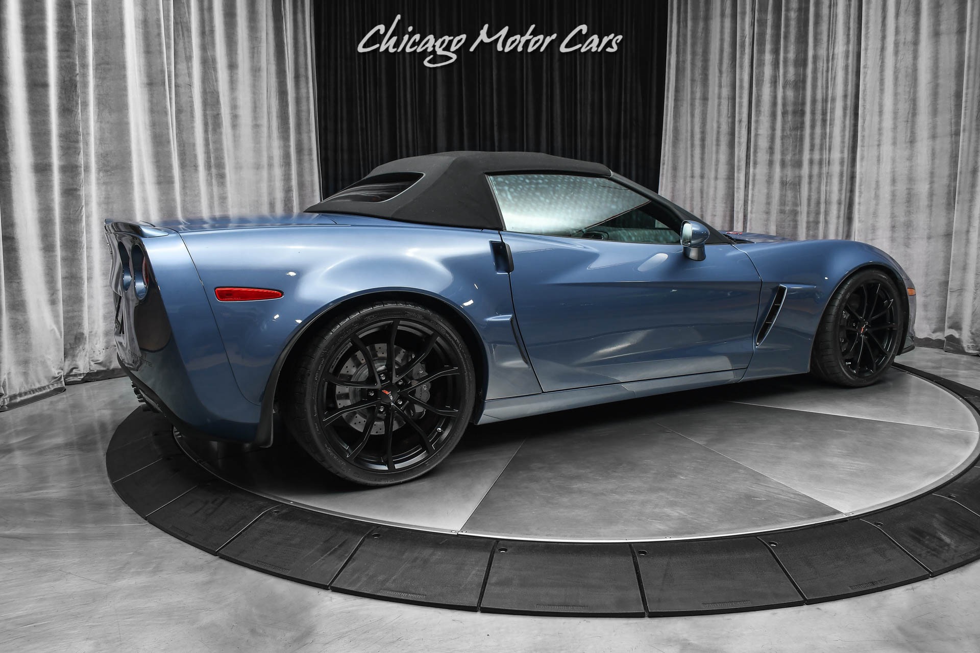 Used-2013-Chevrolet-Corvette-427-Collector-Edition-Convertible-Supersonic-Blue-Heritage-Pack-RARE