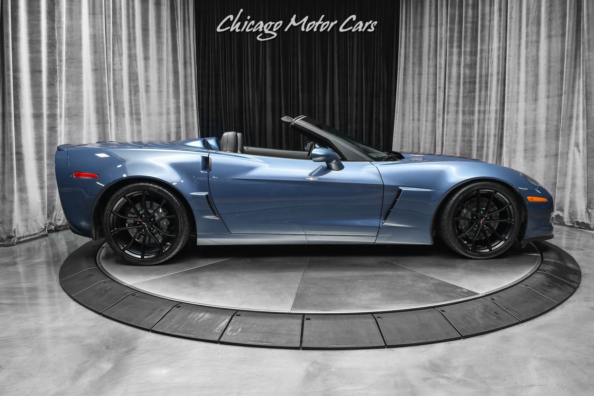 Used-2013-Chevrolet-Corvette-427-Collector-Edition-Convertible-Supersonic-Blue-Heritage-Pack-RARE