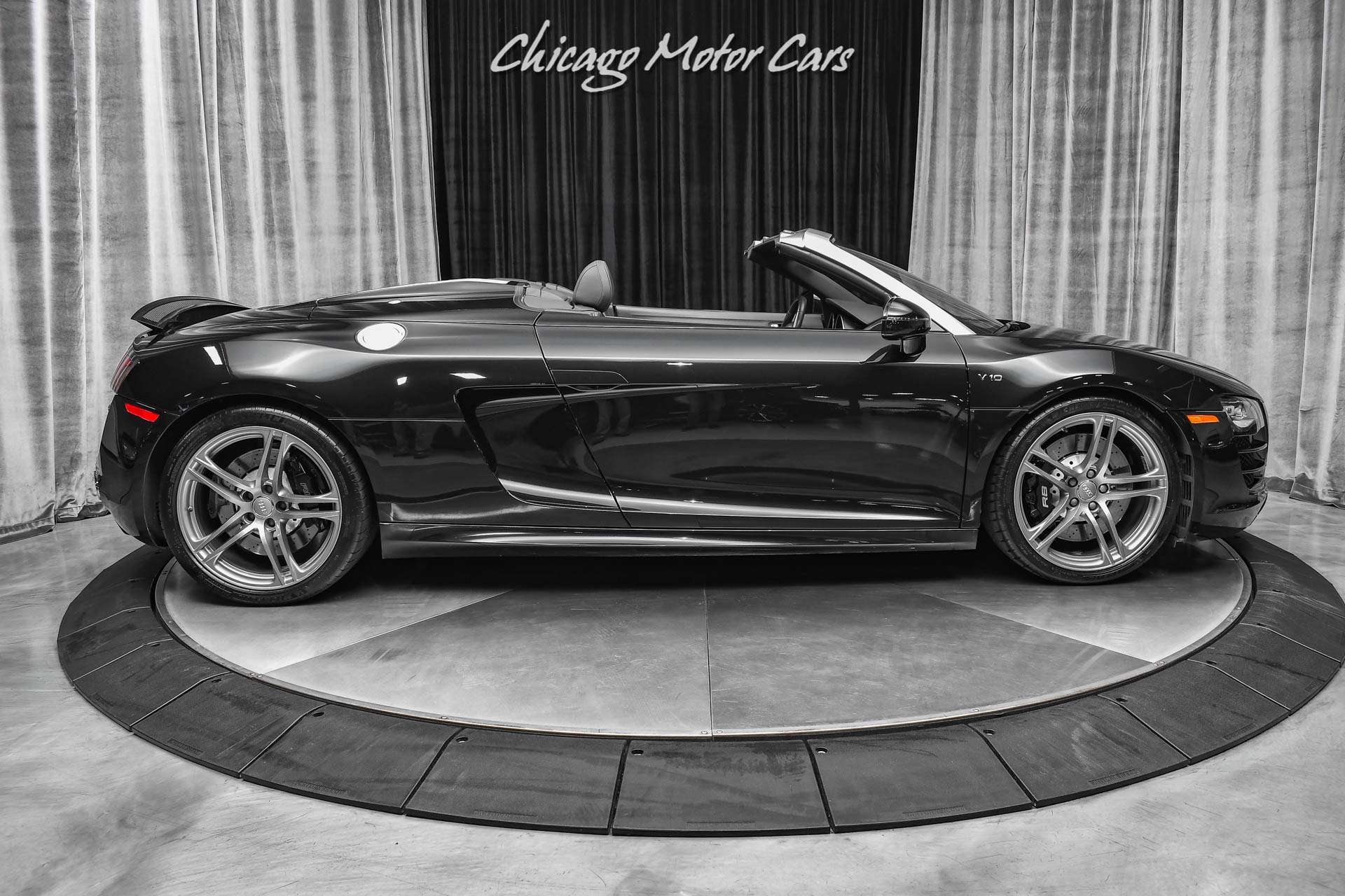 Used-2011-Audi-R8-52L-V10-quattro-Spyder-Carbon-Fiber-Interior-Trim-Audi-Nav-Plus-PPF