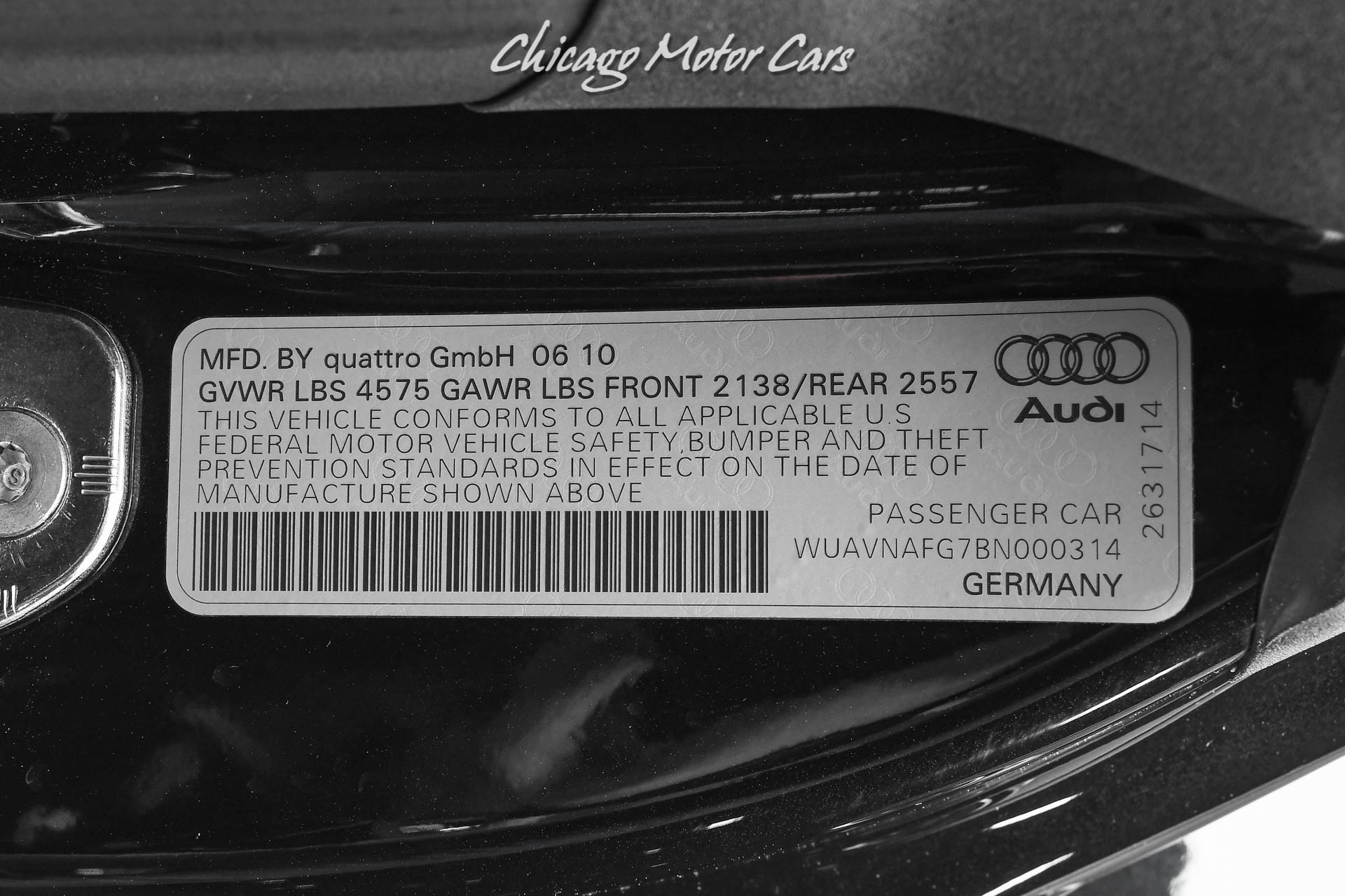 Used-2011-Audi-R8-52L-V10-quattro-Spyder-Carbon-Fiber-Interior-Trim-Audi-Nav-Plus-PPF