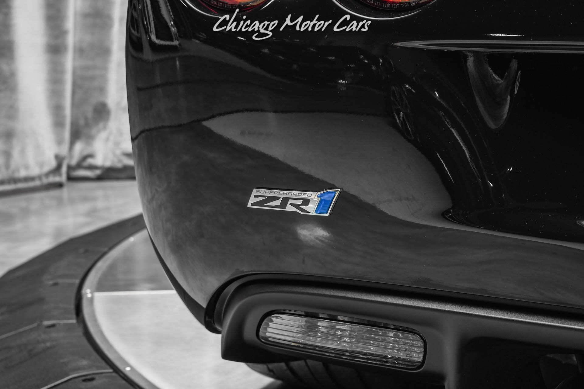 Used-2009-Chevrolet-Corvette-ZR1-Coupe-Preferred-Equipment-Group-ZR1-Aluminum-Wheels-ONLY-2K-Miles