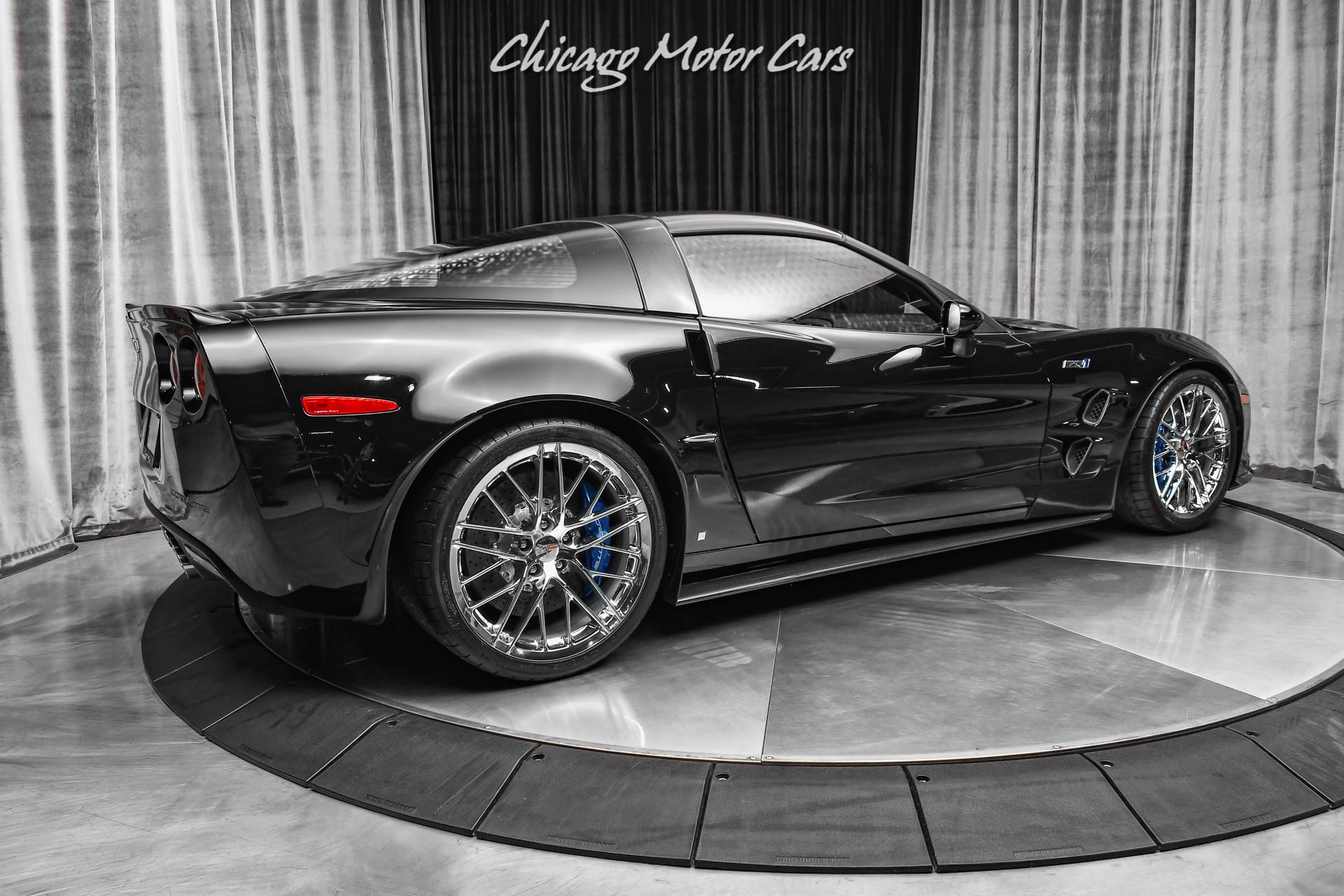 Used-2009-Chevrolet-Corvette-ZR1-Coupe-Preferred-Equipment-Group-ZR1-Aluminum-Wheels-ONLY-2K-Miles