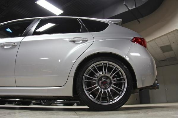 New-2009-Subaru-Impreza-Wagon-WRX-STI