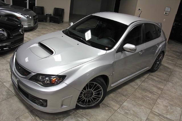 New-2009-Subaru-Impreza-Wagon-WRX-STI