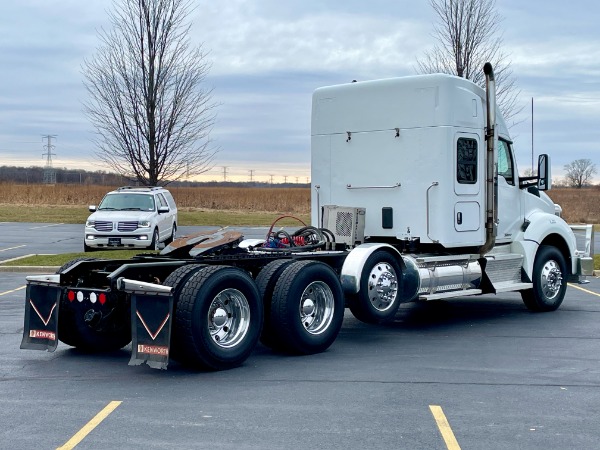 Used-2015-Kenworth-T880-Sleeper---CAT-C15---550-HP---18-Speed-Manual