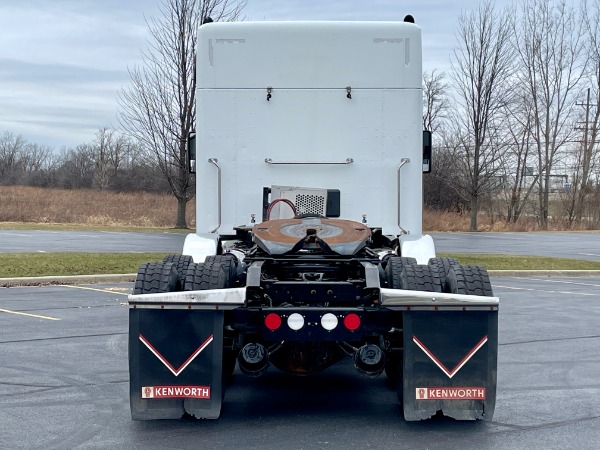 Used 2015 Kenworth T880 Sleeper - CAT C15 - 550 HP - 18 Speed Manual for sale Sold at Chicago Motor Cars in West Chicago IL 60185 6