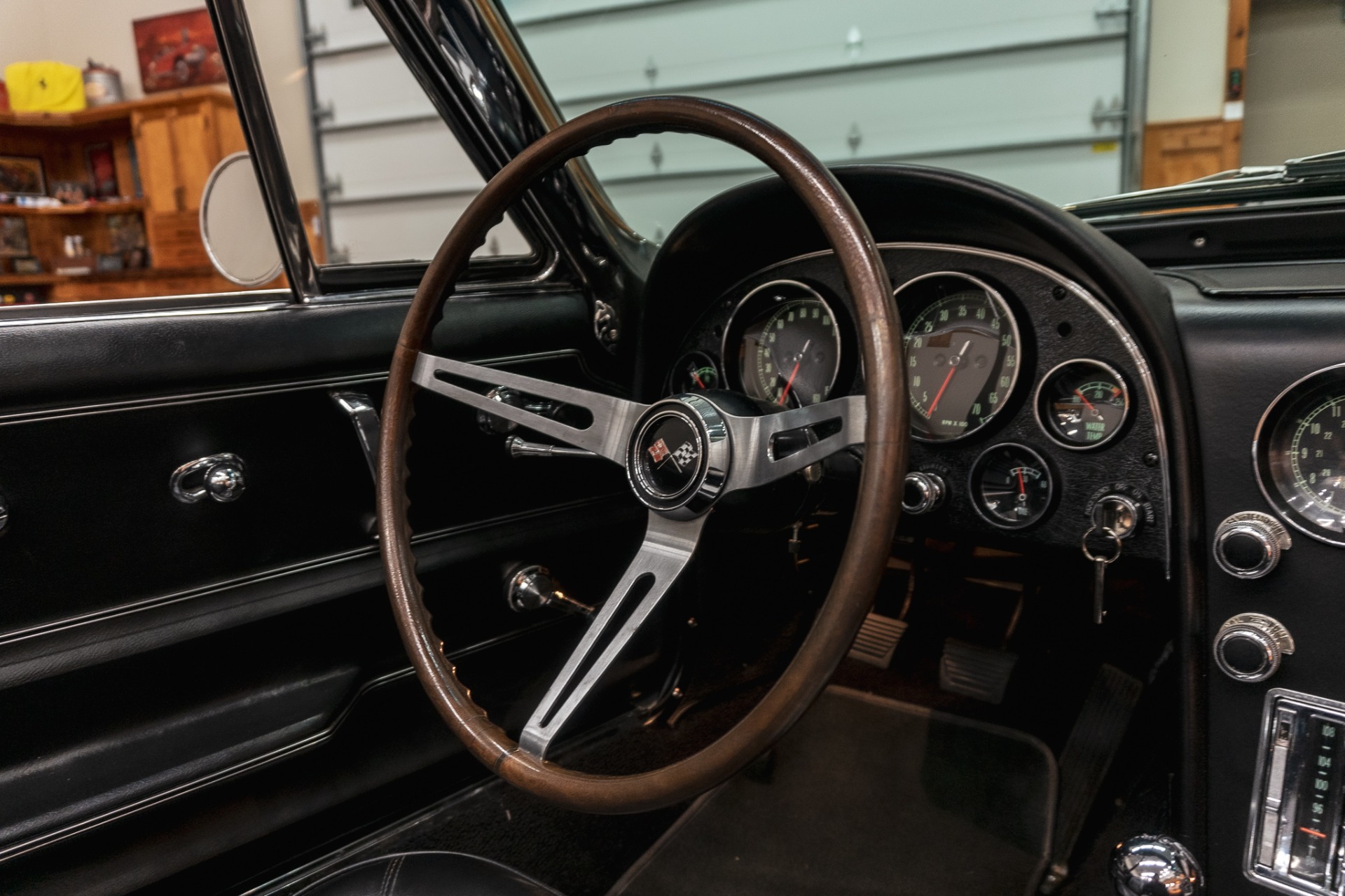 Used-1967-Chevrolet-Corvette-Convertible-Numbers-Matching-327ci-4-Speed-Fully-Restored-Documentation