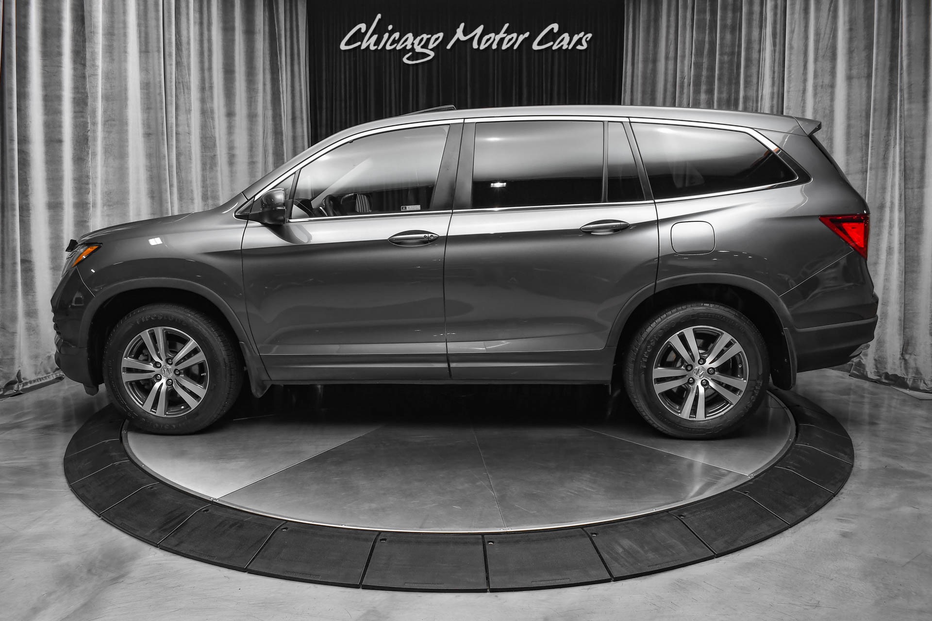 Used-2018-Honda-Pilot-EX-L-SUV-Modern-Steel-Grey-Great-Condition-Higher-Trim-Level-Luxurious