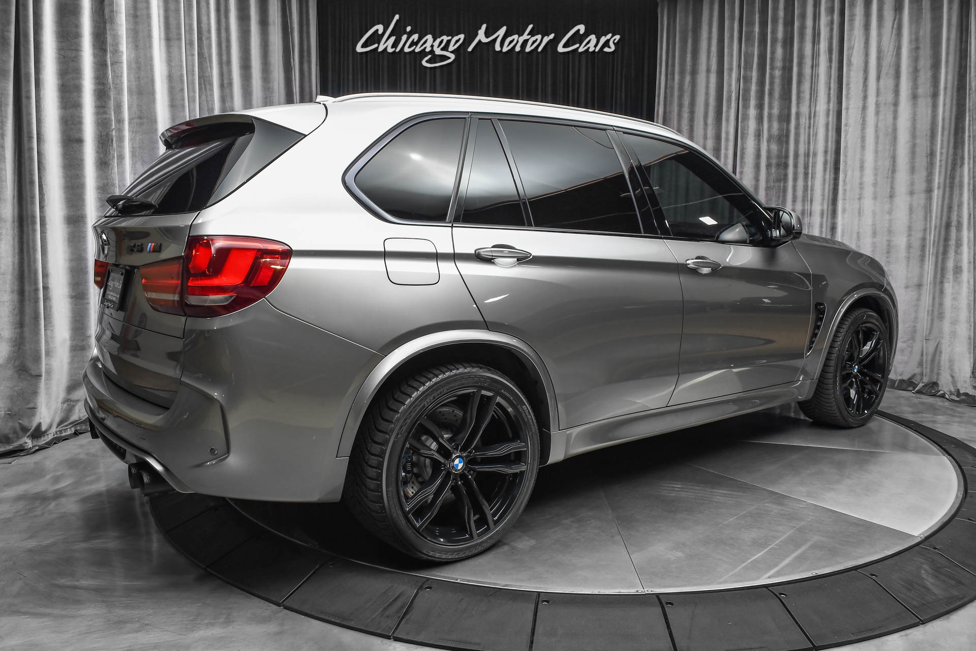 Used-2016-BMW-X5-M-SUV-Executive-Package-B-O-Audio-Driver-Assistance-Plus
