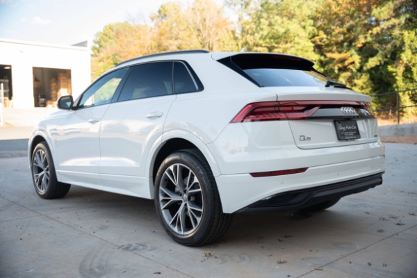 Used 2020 Audi Q8 3.0T quattro Premium SUV AWD White! Navigation! LOADED Perfect! for sale Sold at Chicago Motor Cars in West Chicago IL 60185 5
