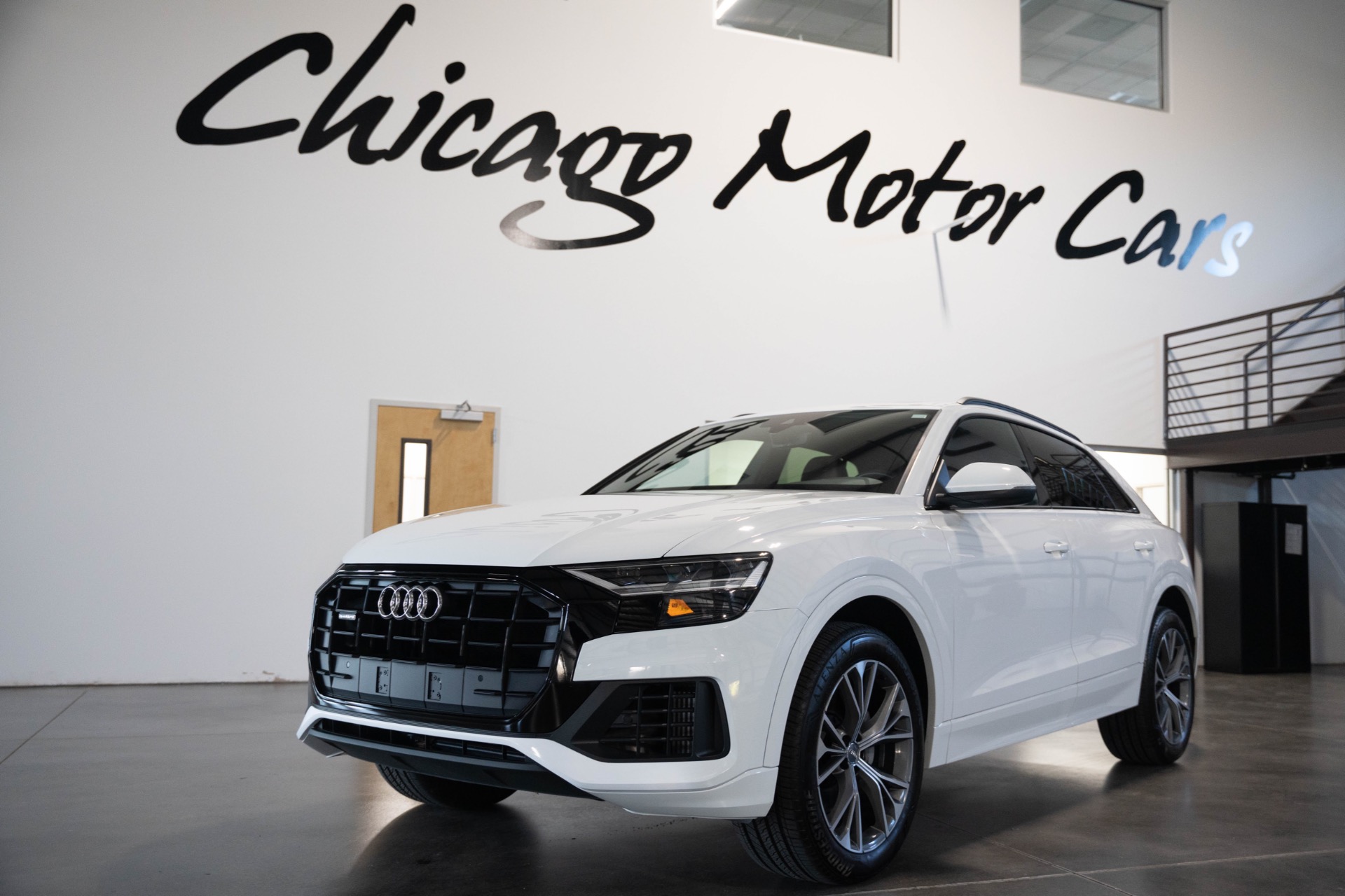 Used-2020-Audi-Q8-30T-quattro-Premium-SUV-AWD-White-Navigation-LOADED-Perfect