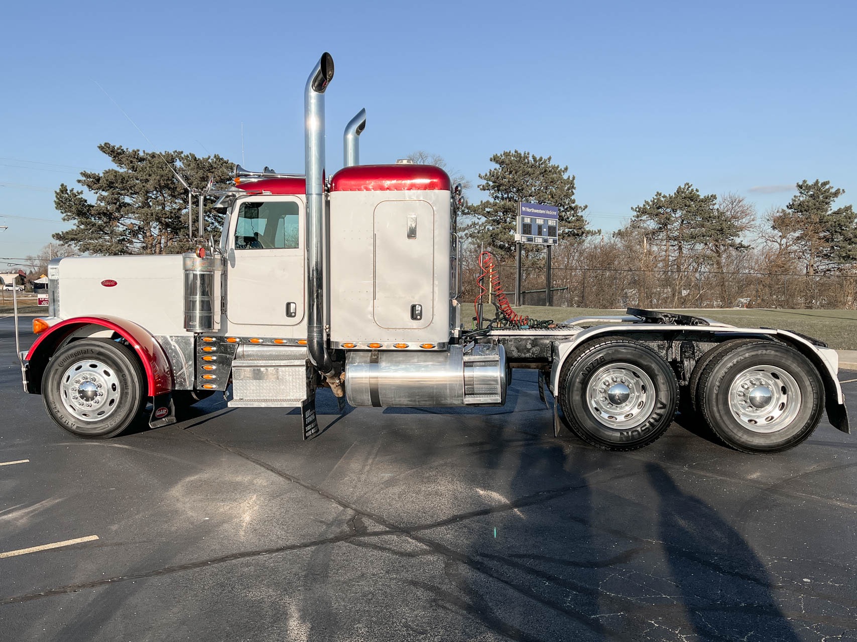 Used-2006-Peterbilt-379-CAT-C-15---18-Speed-Manual---Wet-Kit---Freshly-Serviced