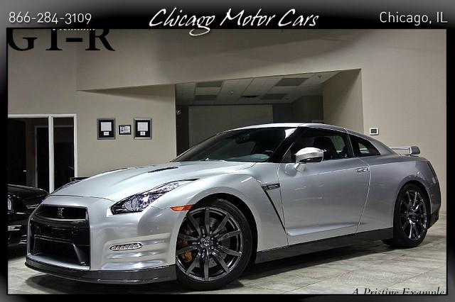 Used-2012-Nissan-GT-R-Premium