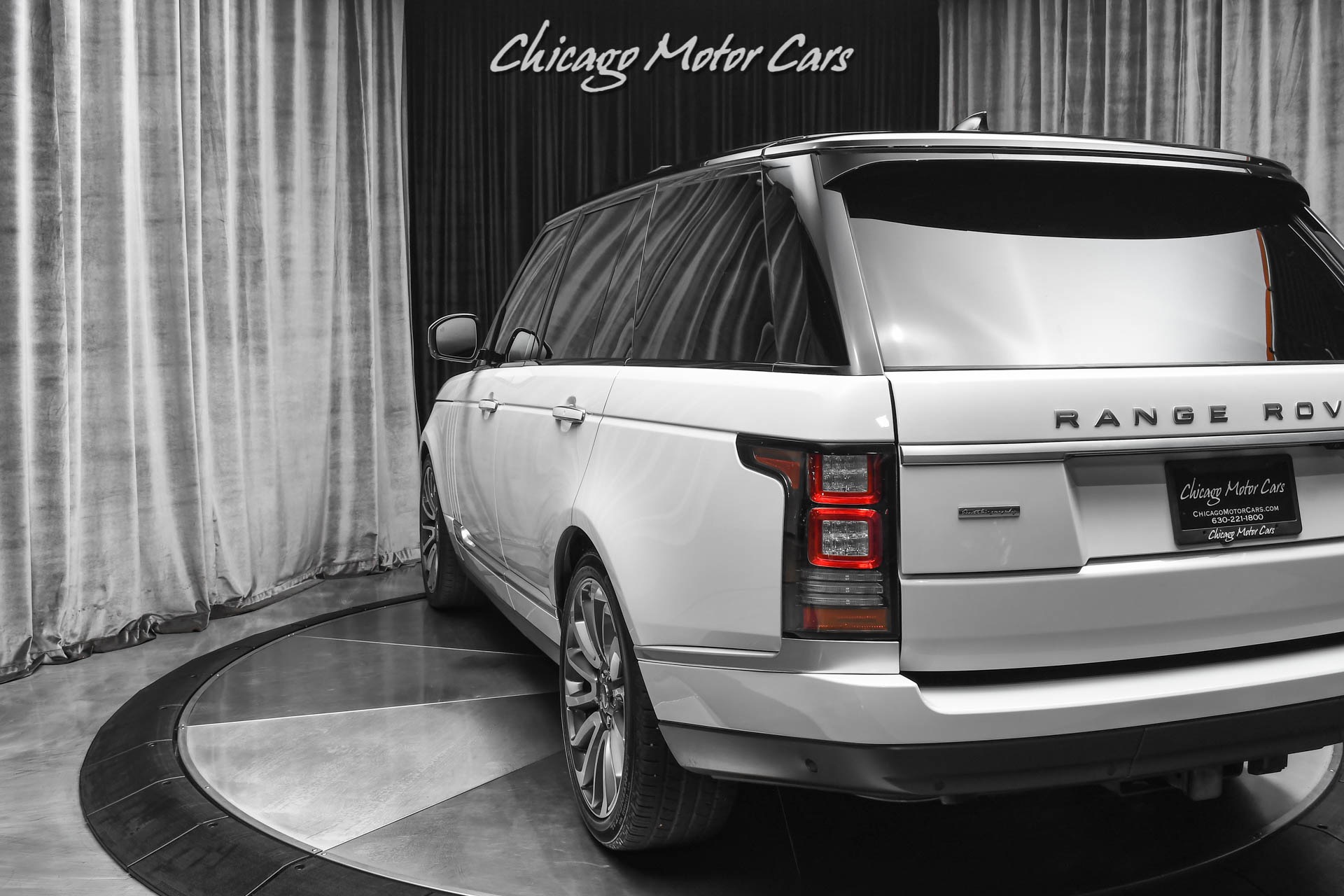 Used-2017-Land-Rover-Range-Rover-Autobiography-SUV-Yulong-Pearl-White-Red-Interior-Loaded