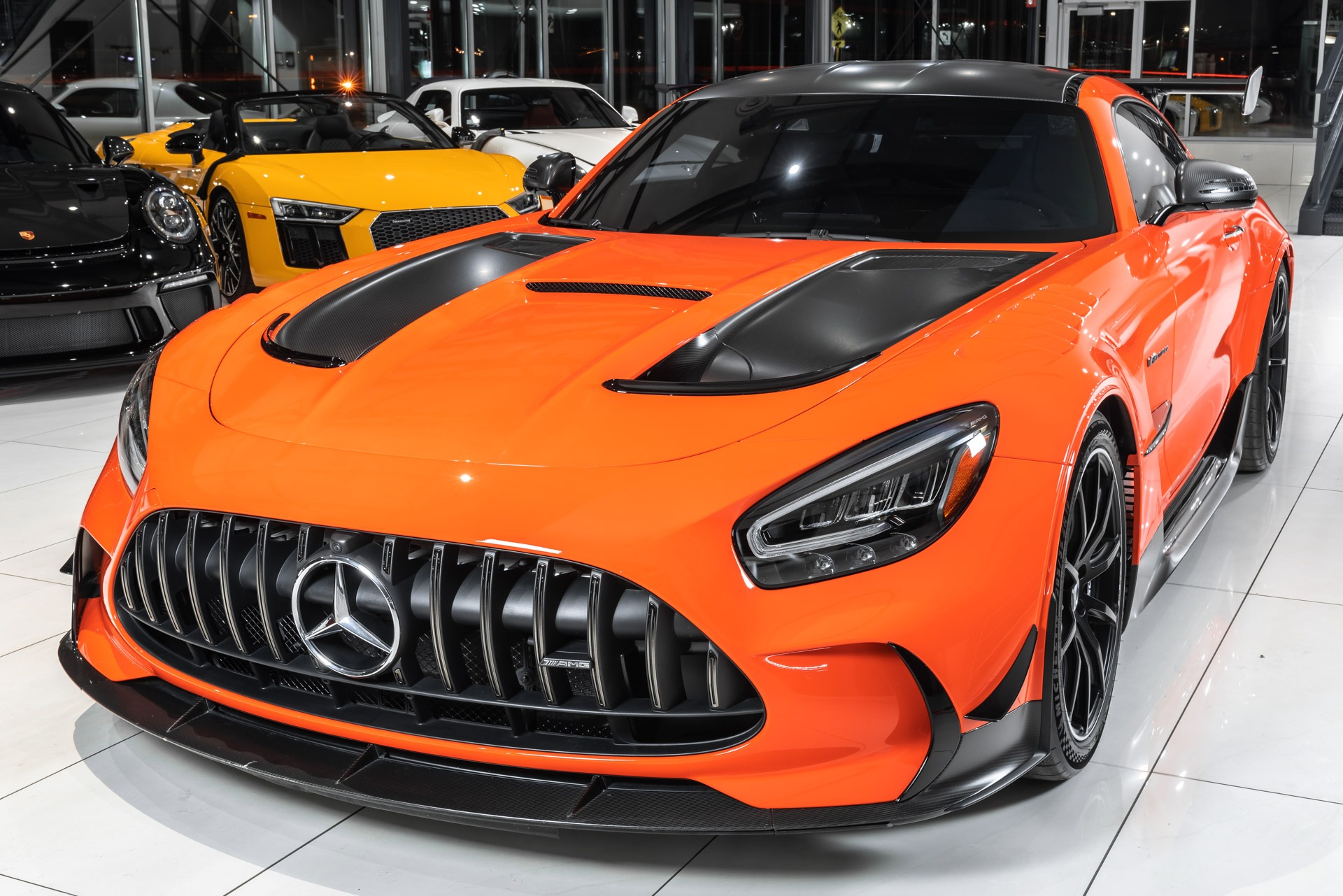 Used-2021-Mercedes-Benz-AMG-GT-Black-Series-Coupe-Carbon-Fiber-Trim-Burmester-3D-Sound-RARE-LOADED