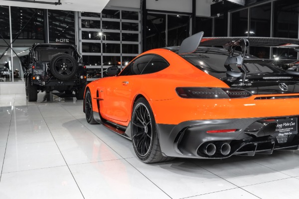 Used-2021-Mercedes-Benz-AMG-GT-Black-Series-Coupe-Carbon-Fiber-Trim-Burmester-3D-Sound-RARE-LOADED