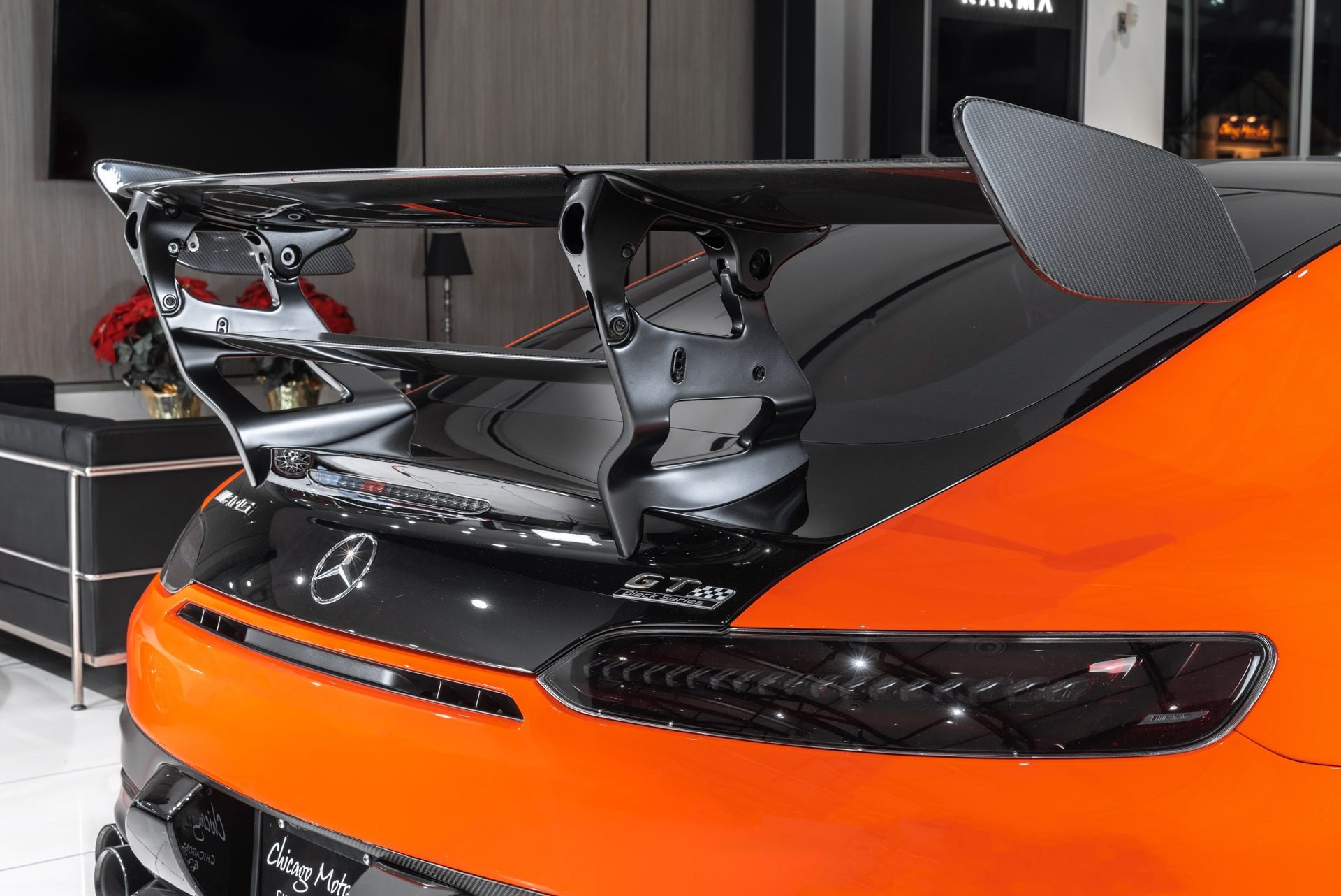 Used-2021-Mercedes-Benz-AMG-GT-Black-Series-Coupe-Carbon-Fiber-Trim-Burmester-3D-Sound-RARE-LOADED