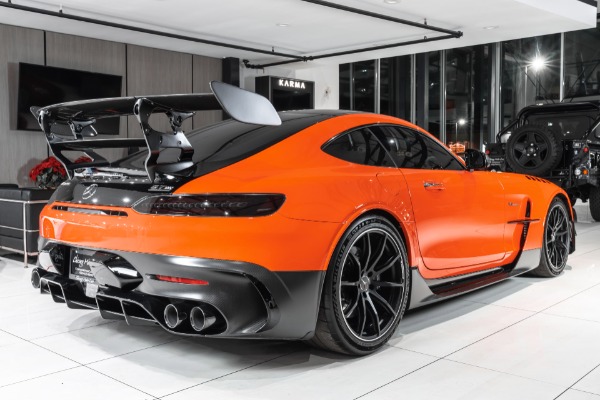 Used-2021-Mercedes-Benz-AMG-GT-Black-Series-Coupe-Carbon-Fiber-Trim-Burmester-3D-Sound-RARE-LOADED