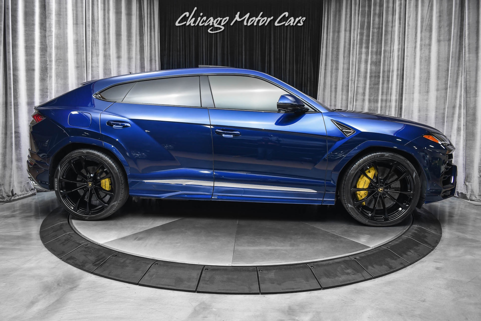 Used-2020-Lamborghini-Urus-Rare-Color-Advanced-3D-B-O-Sound-23-Taigete-Rims-Full-ADAS-Pack-Loaded