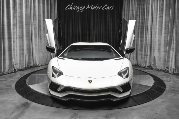 Used-2018-Lamborghini-Aventador-LP740-4-S-RARE-Balloon-White-Pearl-Effect-TONS-of-Carbon-FULL-PPF-LOADED