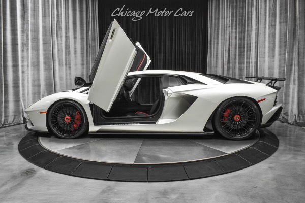 Used-2018-Lamborghini-Aventador-LP740-4-S-RARE-Balloon-White-Pearl-Effect-TONS-of-Carbon-FULL-PPF-LOADED