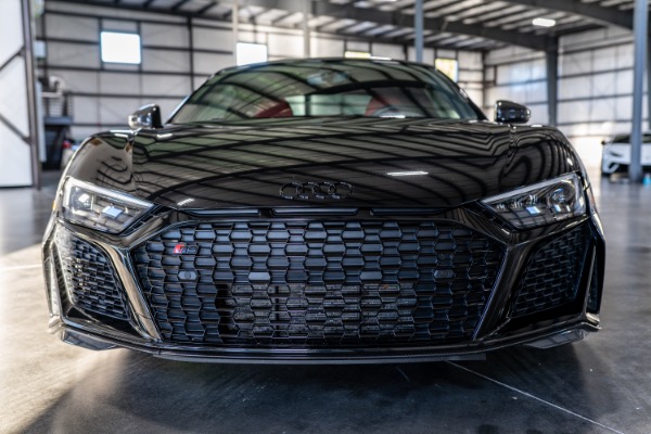 Used 2020 Audi R8 5.2 quattro V10 performance Coupe Hot Color Combo! Carbon Fiber! LOADED! for sale Sold at Chicago Motor Cars in West Chicago IL 60185 3