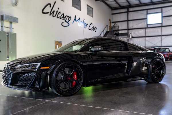 Used 2020 Audi R8 5.2 quattro V10 performance Coupe Hot Color Combo! Carbon Fiber! LOADED! for sale Sold at Chicago Motor Cars in West Chicago IL 60185 1