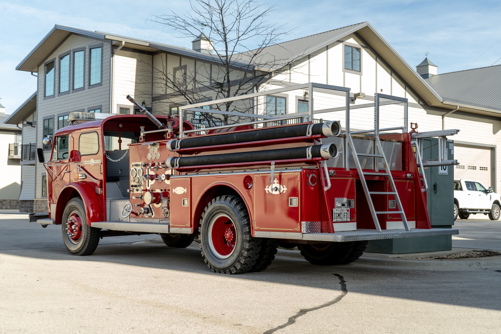 Used-1963-AMERICAN-LAFRANCE-28-FIRETRUCK-Detroit-Diesel-Serviced-New-Tires-Custom-Flame-Thrower