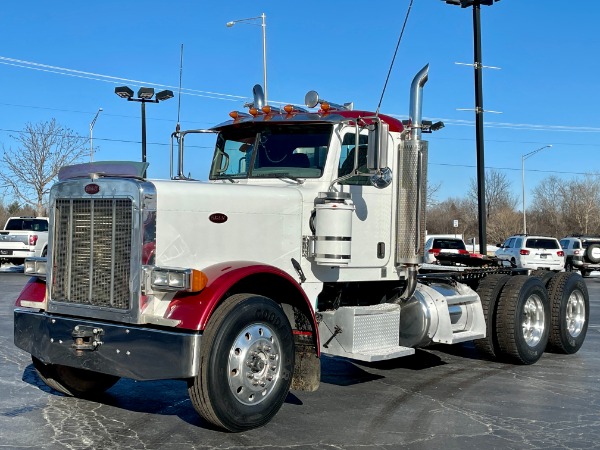 Used 2007 Peterbilt 379 Day Cab - CAT C15 ACERT - 10 Speed Manual for sale Sold at Chicago Motor Cars in West Chicago IL 60185 1