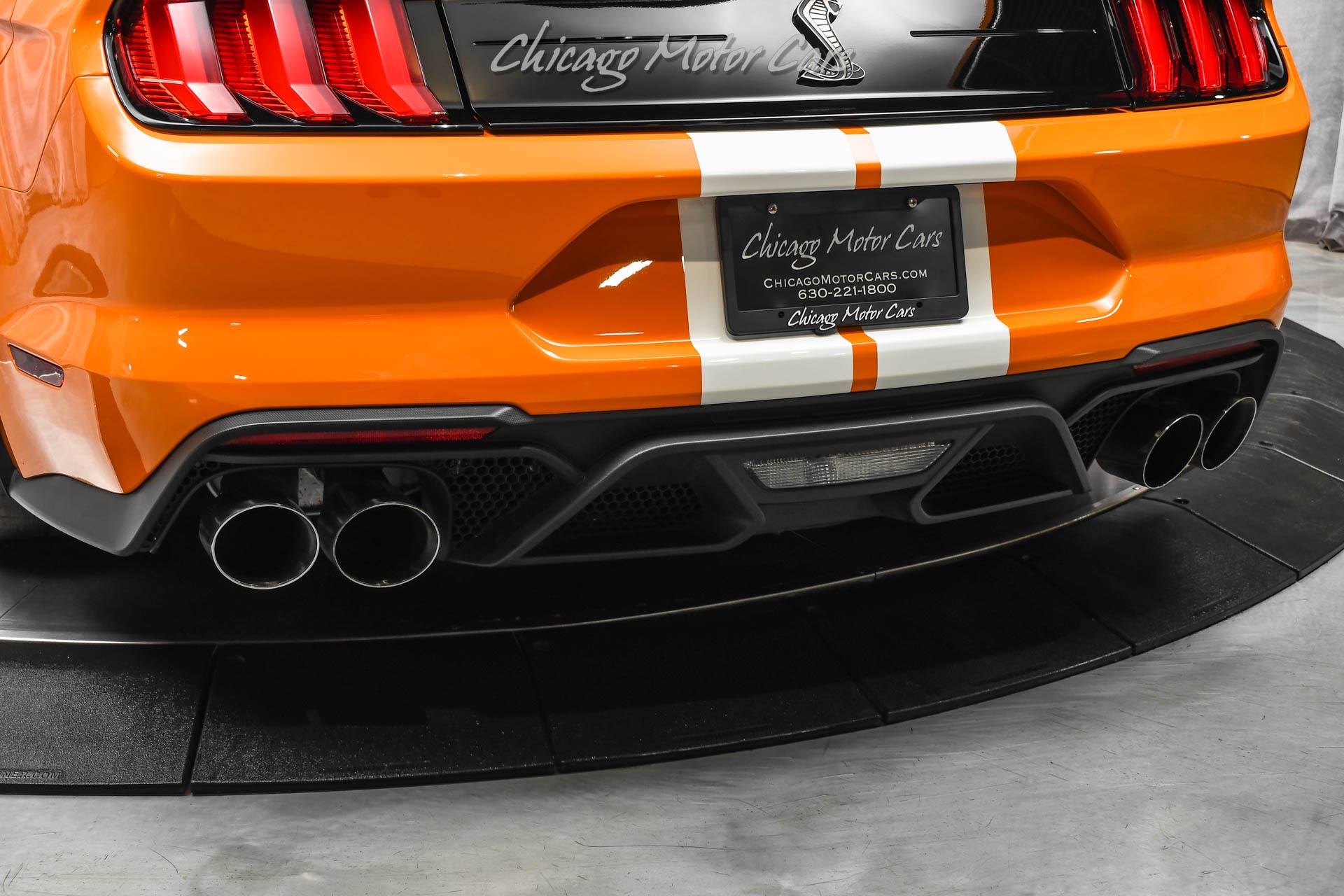 Used-2020-Ford-Mustang-Shelby-GT500-Coupe-ONLY-8K-Miles-Carbon-Fiber-Pack-Golden-Ticket-Car