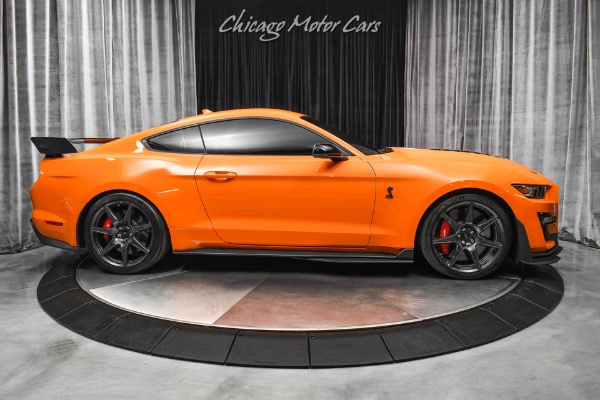 Used-2020-Ford-Mustang-Shelby-GT500-Coupe-ONLY-8K-Miles-Carbon-Fiber-Pack-Golden-Ticket-Car