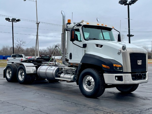 Used 2013 Caterpillar CT660 Day Cab - CAT CT-15 - 500 Horsepower - 18 Speed Manual for sale Sold at Chicago Motor Cars in West Chicago IL 60185 3
