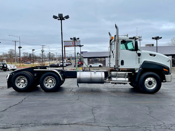 Used 2013 Caterpillar CT660 Day Cab - CAT CT-15 - 500 Horsepower - 18 Speed Manual for sale Sold at Chicago Motor Cars in West Chicago IL 60185 4