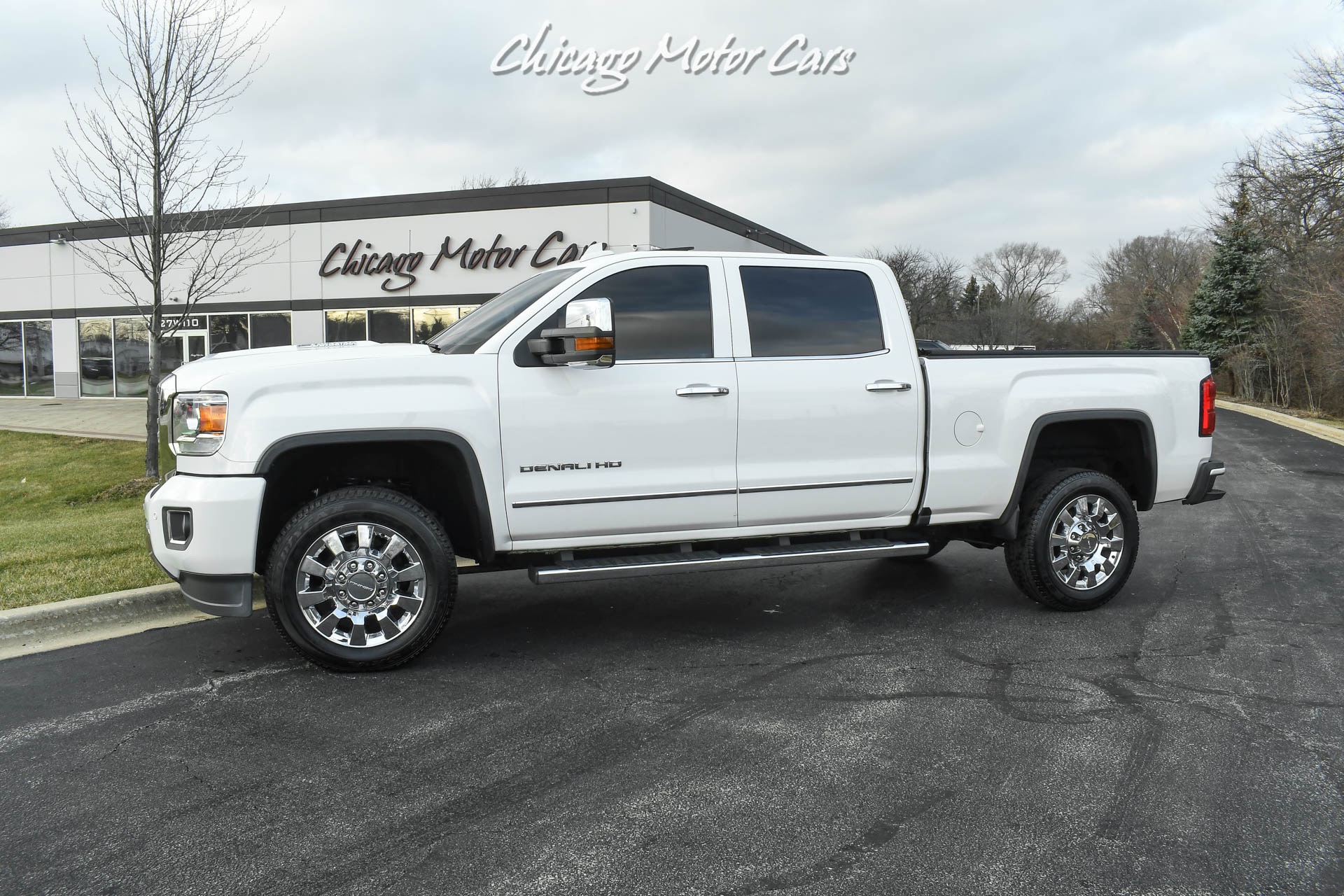 Used 2016 GMC Sierra 2500HD Denali for sale Sold at Chicago Motor Cars in West Chicago IL 60185 1
