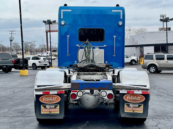 Used 2016 Peterbilt 389 Sleeper - Cummins ISX - 600 HP - 18 Speed Manual - ONLY 160K MILES! for sale Sold at Chicago Motor Cars in West Chicago IL 60185 6