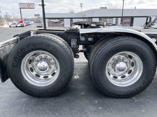 Used-2010-Peterbilt-388