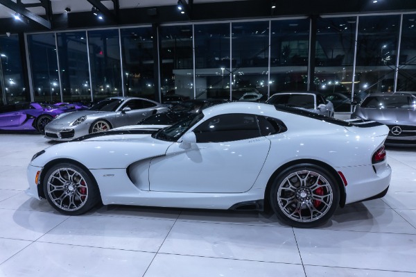 Used-2013-Dodge-SRT-Viper-GTS-Track-Pkg-18-Speaker-Harmon-Kardon-Painted-Gunmetal-Stripes