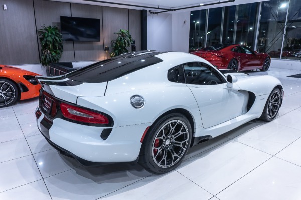 Used-2013-Dodge-SRT-Viper-GTS-Track-Pkg-18-Speaker-Harmon-Kardon-Painted-Gunmetal-Stripes