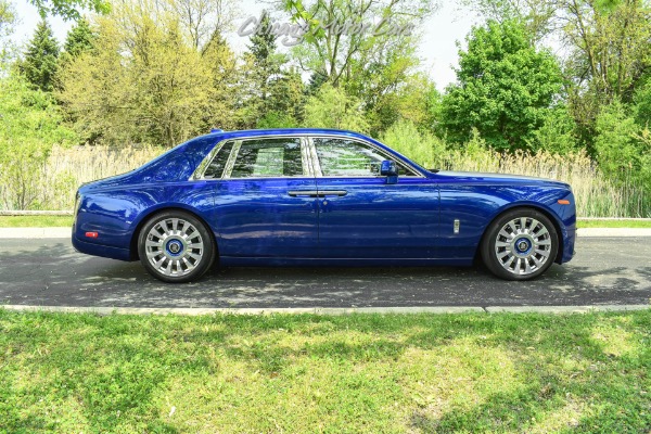 Used-2019-Rolls-Royce-Phantom-Phantom-Package-Starlight-Massive-MSRP-Rear-Theatre-Bespoke-Audio