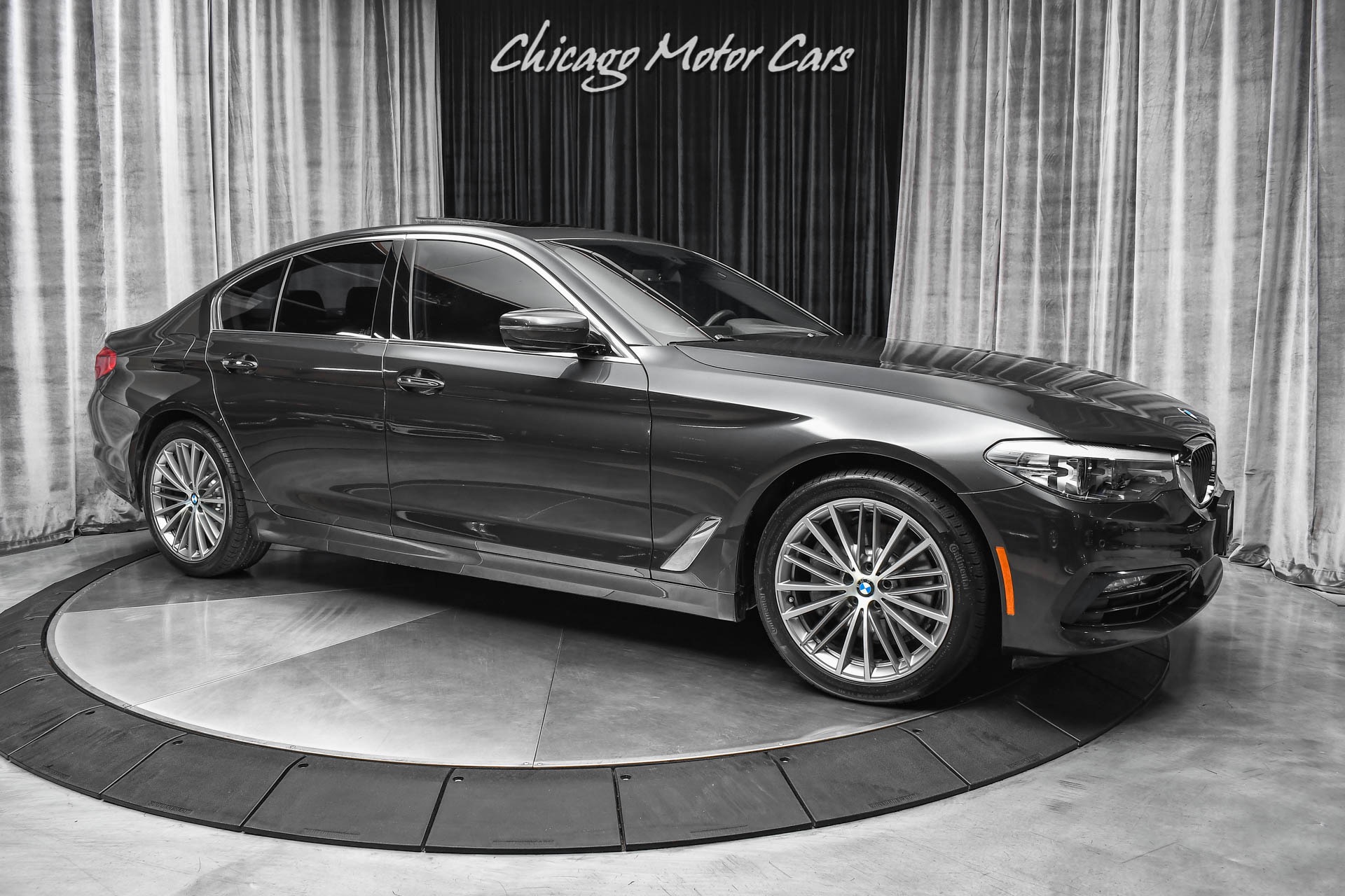 Used-2018-BMW-530i-xDrive-Sedan-Premium-Pack-Dakota-Leather-Navigation-CarPlay-AWD