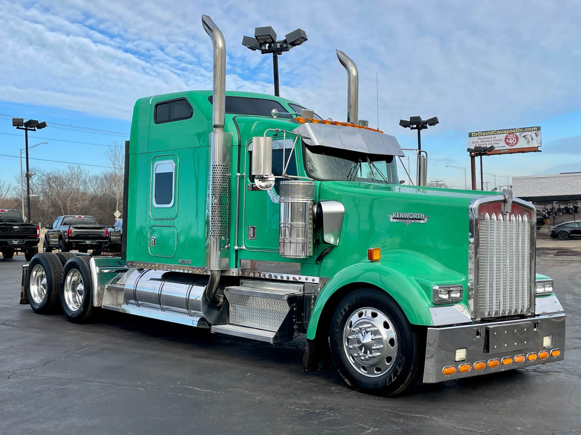 Used-1998-Kenworth-W900-Raised-Roof-Sleeper---Cummins-ISX---450-HP---13-Speed-Manual