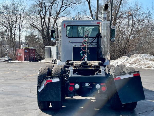 Used 2010 Peterbilt 388 Day Cab - Cummins ISX - 500 HP - 13 Speed - Wet Kit for sale Sold at Chicago Motor Cars in West Chicago IL 60185 6