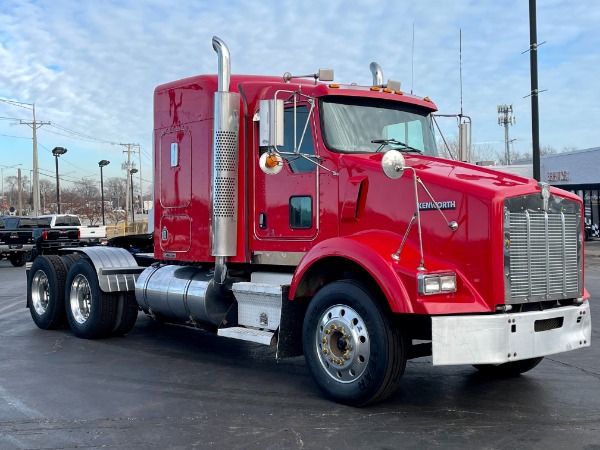 Used 2004 Kenworth T800 Sleeper - CAT Turbo-Diesel - 430 HP - 10 Speed Manual - PTO for sale Sold at Chicago Motor Cars in West Chicago IL 60185 3