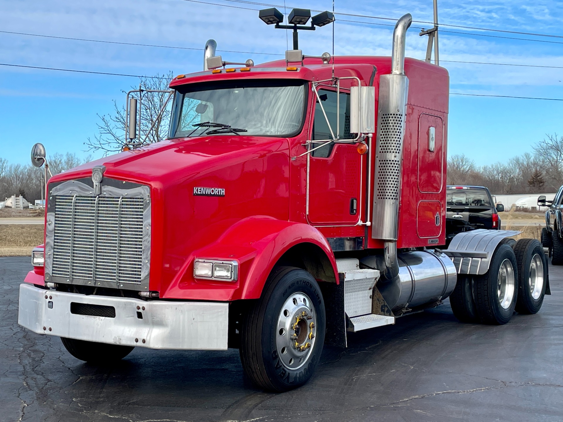 Used 2004 Kenworth T800 Sleeper - CAT Turbo-Diesel - 430 HP - 10 Speed Manual - PTO for sale Sold at Chicago Motor Cars in West Chicago IL 60185 1
