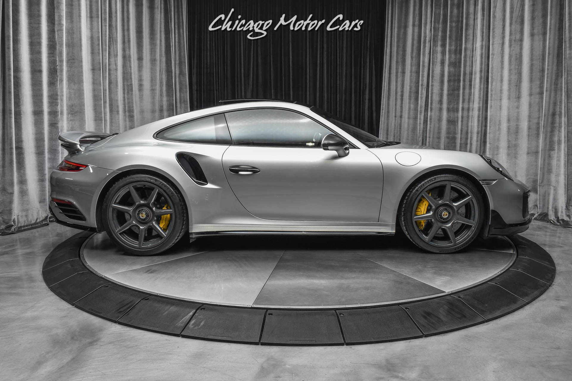 Used-2019-Porsche-911-Turbo-S-Coupe-GT-Silver-Metallic-Carbon-Fiber-Wheels-LOW-Miles-LOADED