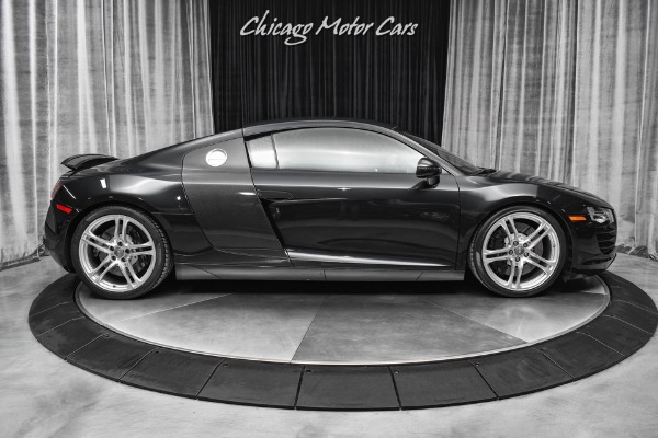 Used-2008-Audi-R8-quattro-Coupe-RARE-6-Speed-Gated-Manual-Carbon-Fiber-LOW-mIles-LOADED