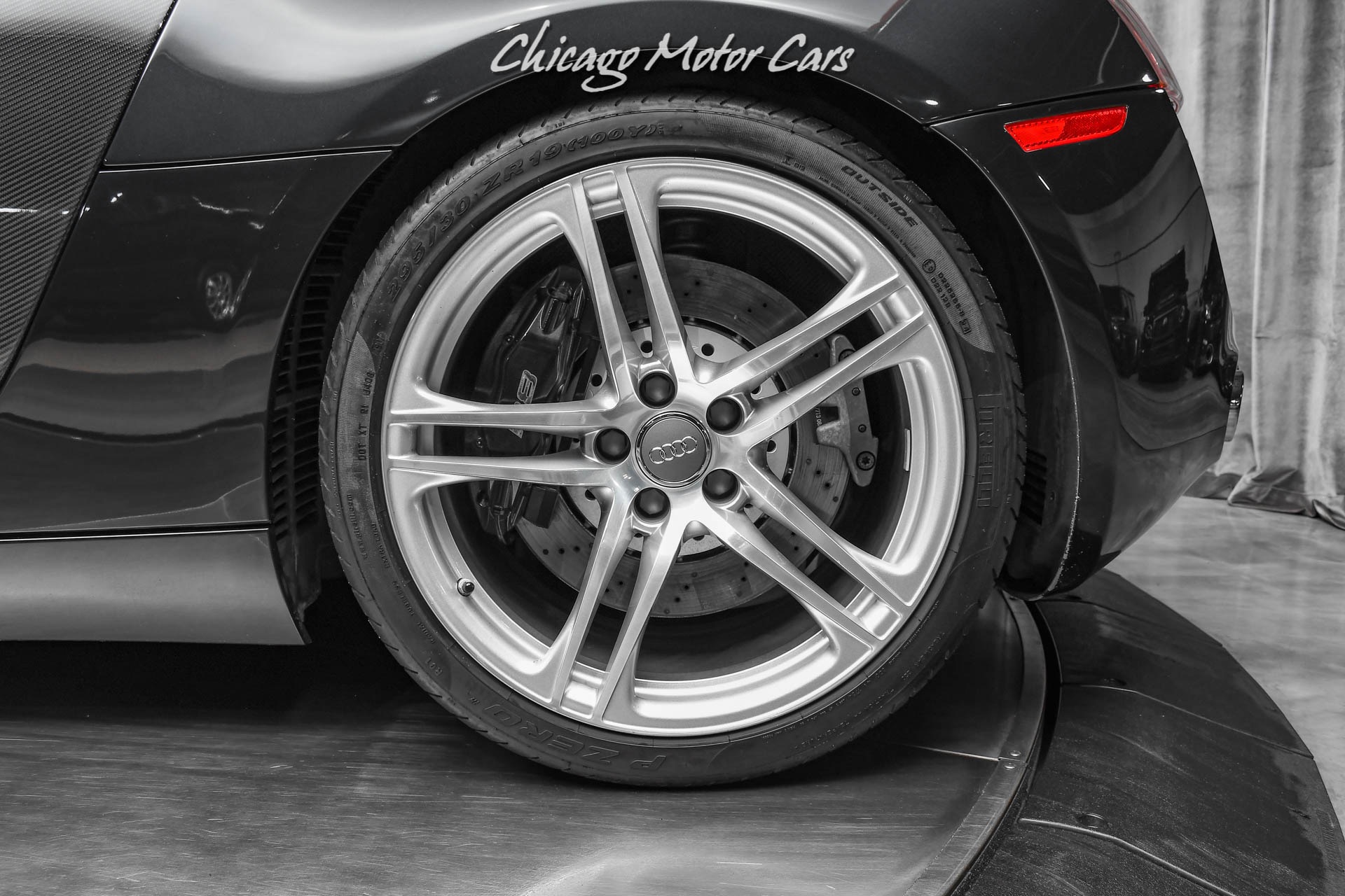 Used-2008-Audi-R8-quattro-Coupe-RARE-6-Speed-Gated-Manual-Carbon-Fiber-LOW-mIles-LOADED