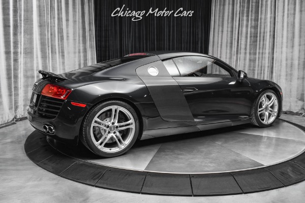 Used 2008 Audi R8 quattro Coupe RARE 6-Speed Gated Manual! Carbon Fiber! LOW mIles! LOADED! for sale Sold at Chicago Motor Cars in West Chicago IL 60185 5