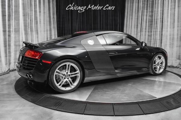 Used-2008-Audi-R8-quattro-Coupe-RARE-6-Speed-Gated-Manual-Carbon-Fiber-LOW-mIles-LOADED