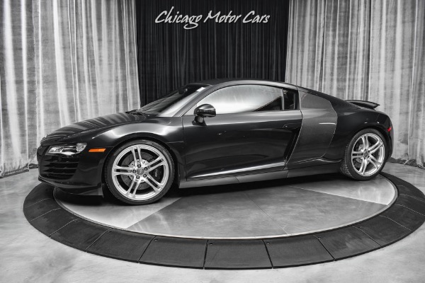 Used 2008 Audi R8 quattro Coupe RARE 6-Speed Gated Manual! Carbon Fiber! LOW mIles! LOADED! for sale Sold at Chicago Motor Cars in West Chicago IL 60185 1
